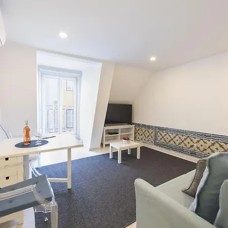Principe Real Duplex By Local