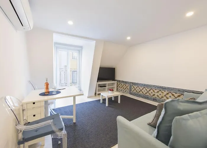 Principe Real Duplex By Local