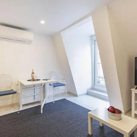 Duplex In Principe Real Апартаменты *